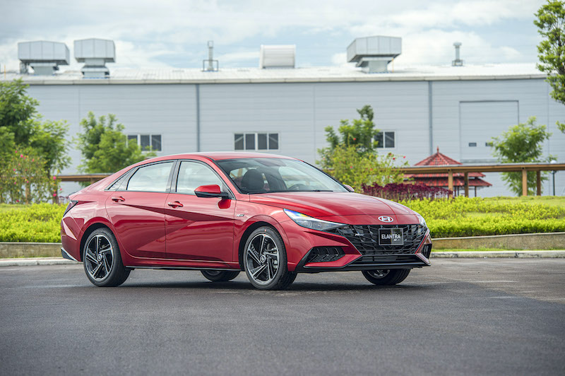 Trải nghiệm chi tiết Hyundai Elantra N-Line 2023: lái thú vị, đủ "dính ghế"
